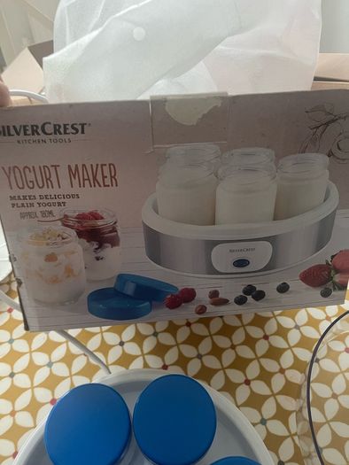 Free Yogurt maker