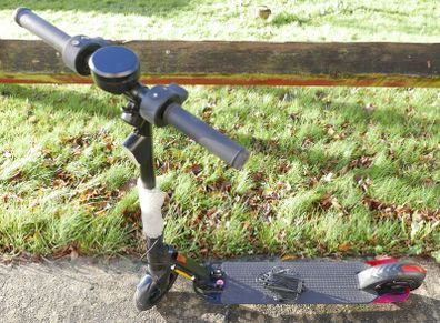 Electric Scooter Doc Green E-Scooter (perfect condition like new) max speed approx 15mp/h