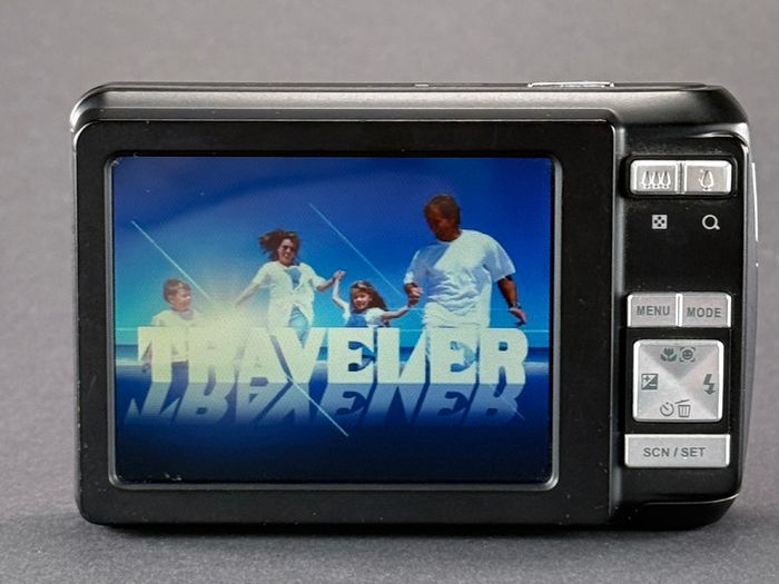 Traveller DC X digital camera