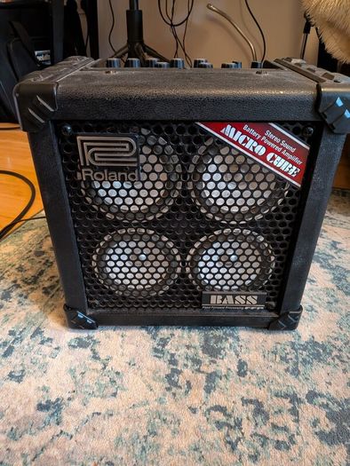 Roland Micro Cube Bass RX Ampllifier