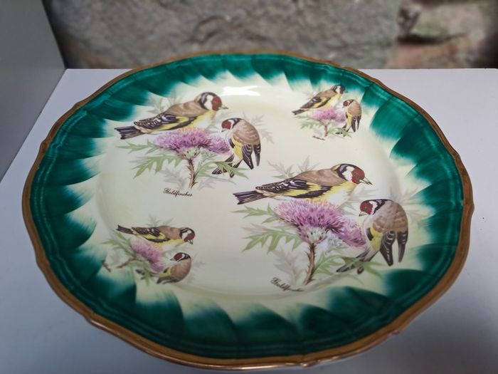 Royal Doulton 1992 goldfinches plate