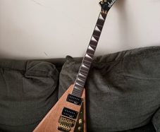 Jackson JS32 MAH Rhoads