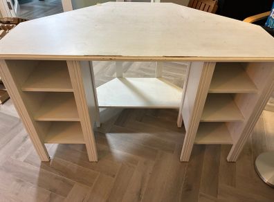 White wood corner desk unit