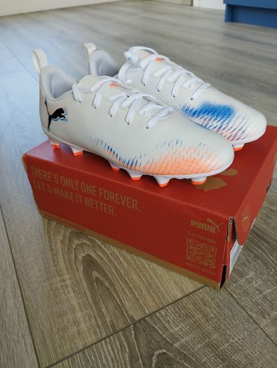 Puma Football Boots UK Size 3
