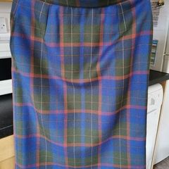 BNWT - AVOCA pure wool skirt UK 10
