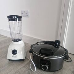 blender and slow cooker