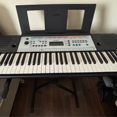 Yamaha YPT-260 61-Key Portable Keyboard