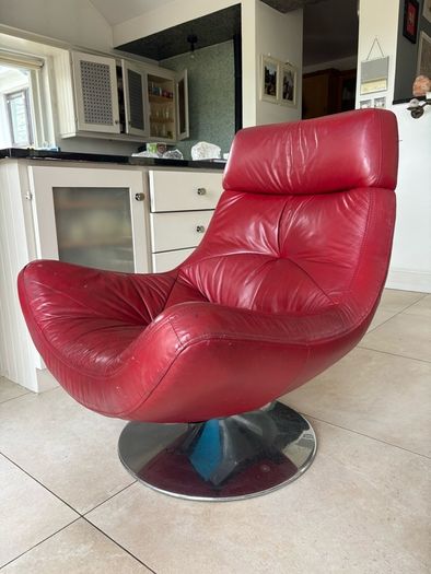 Italian leather swivel chair