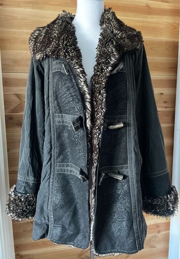 womens padded coat faux fur and suede waterproof winter size 10-12
