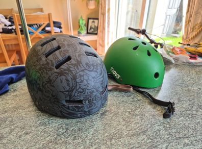 skateboard helmets