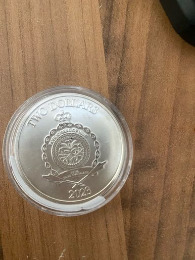4 silver oz coins & 0.5g gold coin