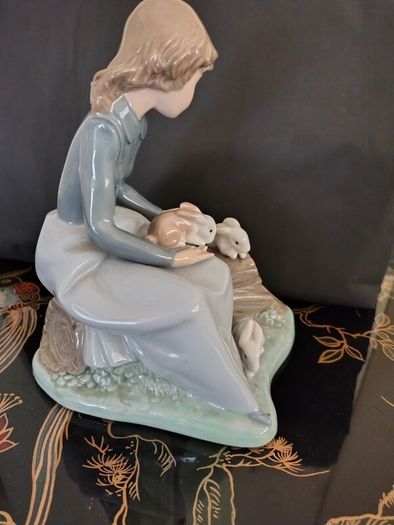 Vintage Nao by Lladro. Girl with rabbits. 1987.  #1026