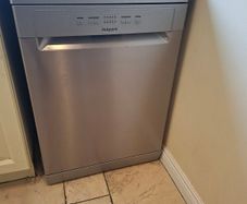 Hotpoint dishwasher