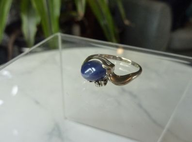 Star Sapphire and Diamond Ring, Strong Centred Star, 14K White Gold
