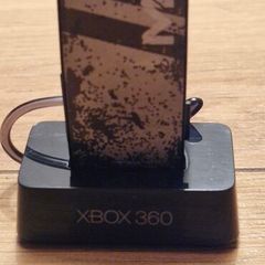xbox 360 Modern Warfare 3 Bluetooth Earpiece with cradle changer