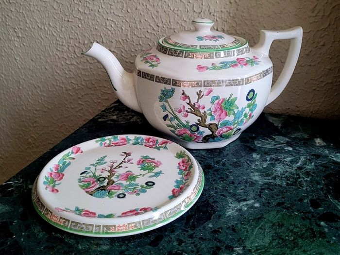 Antique arklow teapot and stand