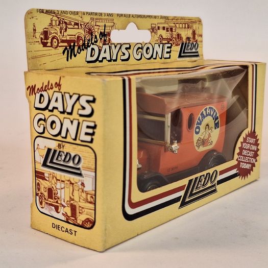 LLedo Diecast Model of Days Gone Ovaltino Van - 38415