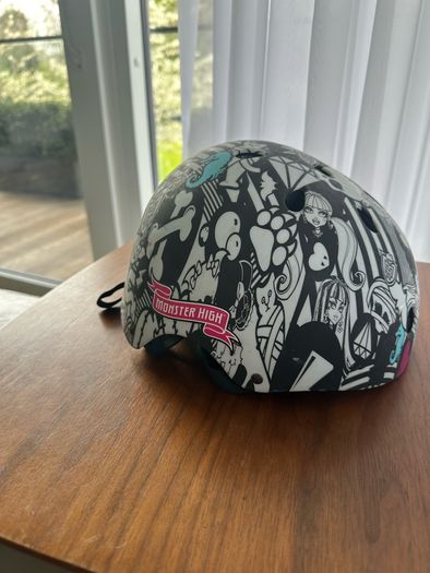 Bicycle Helmet Multi sport Monster High Deluxe Premium Helmet 54-58cm