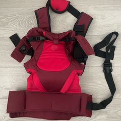 baby carrier