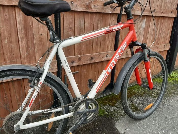 XL Trek 3500 mountain bike