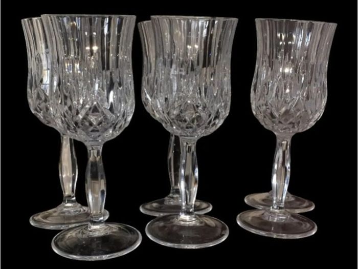 Pristine Unused Set of 6 RCR Opera Crystal Glasses