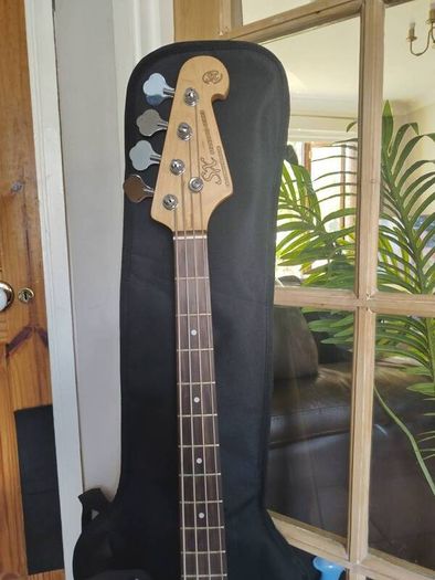 SX 4string electric bass guitar