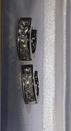 Pristine Vintage Reversible Silver Huggies