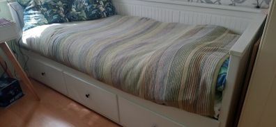 ikea Day Bed