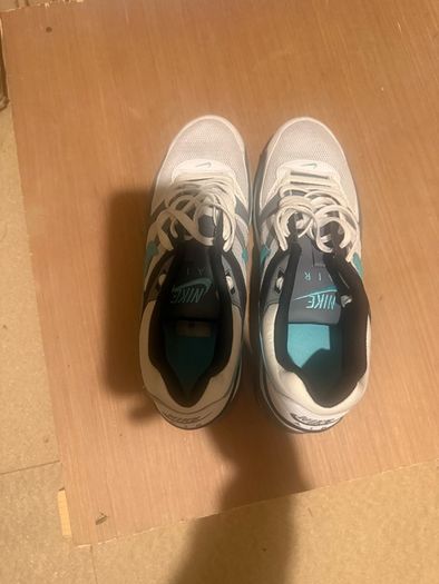 Nike Airmax IVO