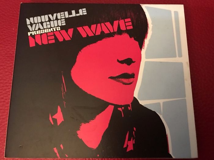 Nouvelle Vague  |  Presents  New Wave