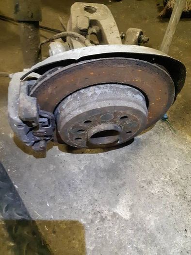 Bmw 5 Series E61 Rear Hub
