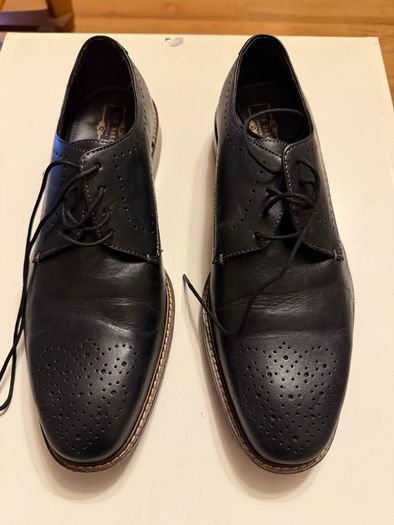 TED BAKER. Men's Shoes. Brogue Style. Size:8. UK. Excellent Condition.