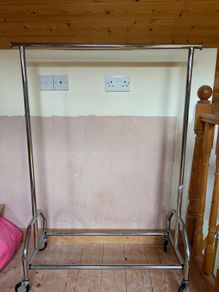 clothes rail