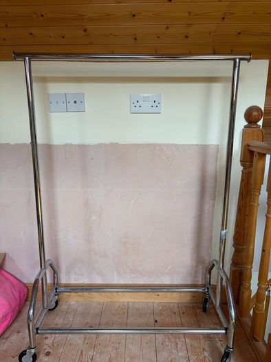 clothes rail