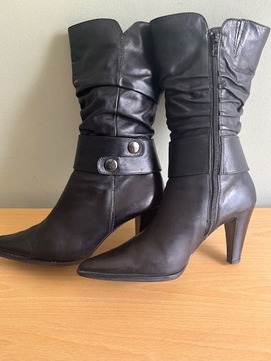 Marco Tozzi  Black leather boots-Softest Leather High Heels Size Uk 6 Eu 39.  Elegant.  In SUPER Condition.