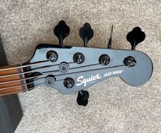 Fender Squire Bass Guitar 5 string