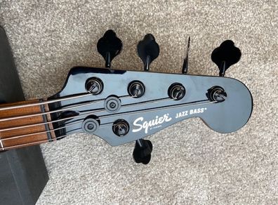 Fender Squire Bass Guitar 5 string