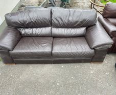 FREE - LIVING ROOM SOFAS - armchair and recliner
