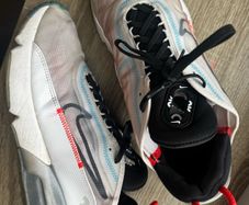 NIKE man shoes size uk9