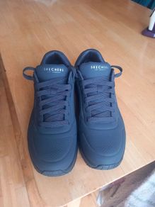 Skechers size 10 Never worn