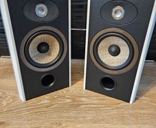 Focal Aria 906 bookshelf speakers