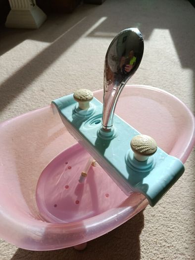 dolls bath