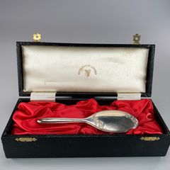 Sterling silver brush