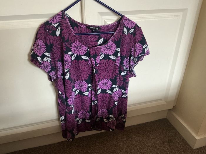 Mixed Tops size 18/20