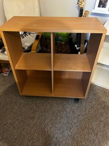 2x2 shelving unit