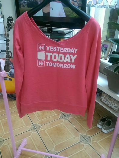 10  Euro Each.Size 12