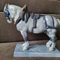 Royal Copenhagen Figurine E