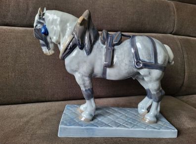 Royal Copenhagen Figurine E