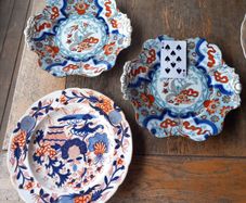 3 Imari plates from 1800s, hand painted, antiques, D18