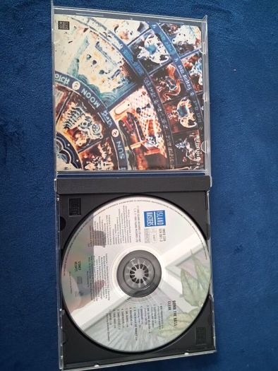 Bumb the bass. Clear . cd